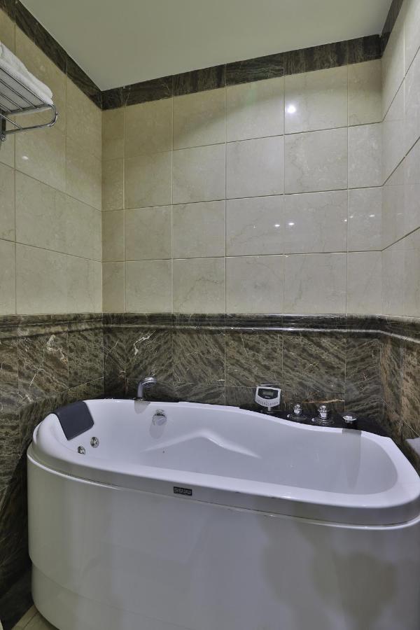 Oyo 335 Manazil Al Ain Grand Hotel Mecca Exterior photo