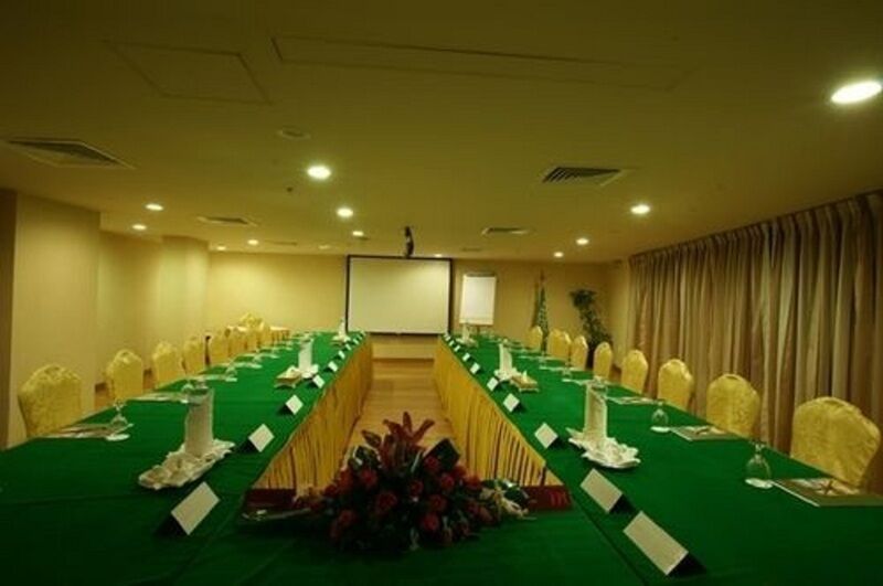 Oyo 335 Manazil Al Ain Grand Hotel Mecca Exterior photo